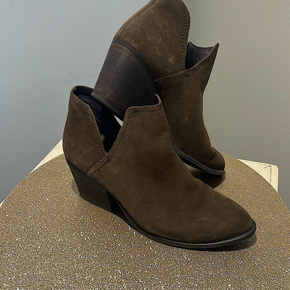 Steve Madden 
-Olive Green Booties